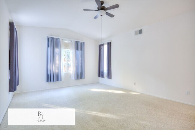 Building Photo - 3879 Bella Villagio Ave