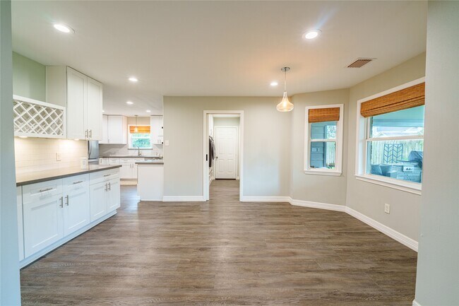Building Photo - 13018 Wincrest Ct