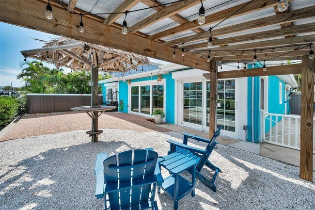 Building Photo - 17727 Long Point Dr