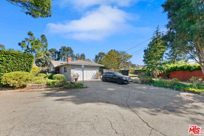 Building Photo - 29242 Heathercliff Rd