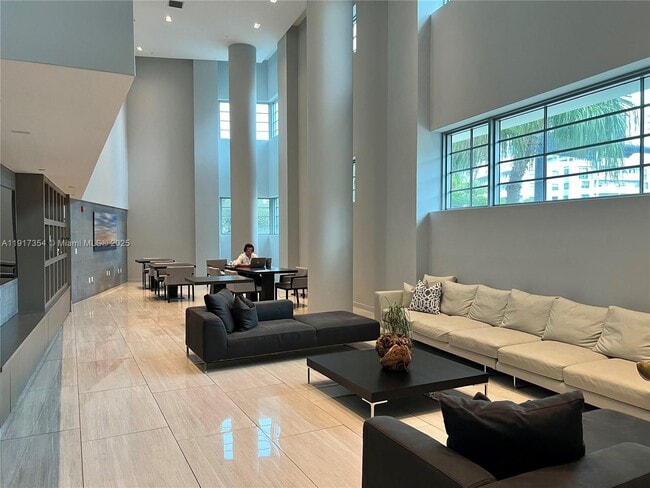 Building Photo - 6620 Indian Creek Dr