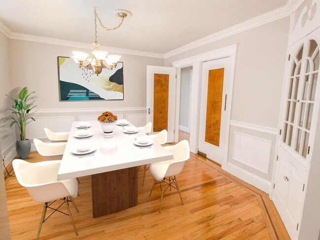 Building Photo - 18 Sherman Ct