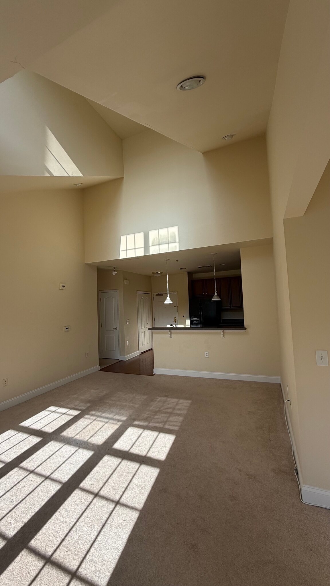 LIVING ROOM TO DINING AREA - 2411 Ramapo Ct