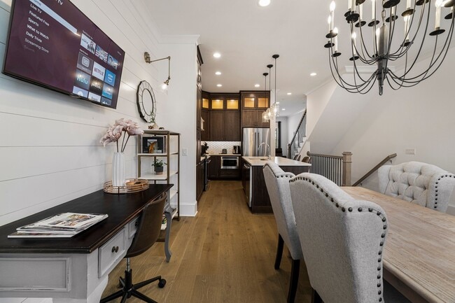 Building Photo - 456 Altamaha St