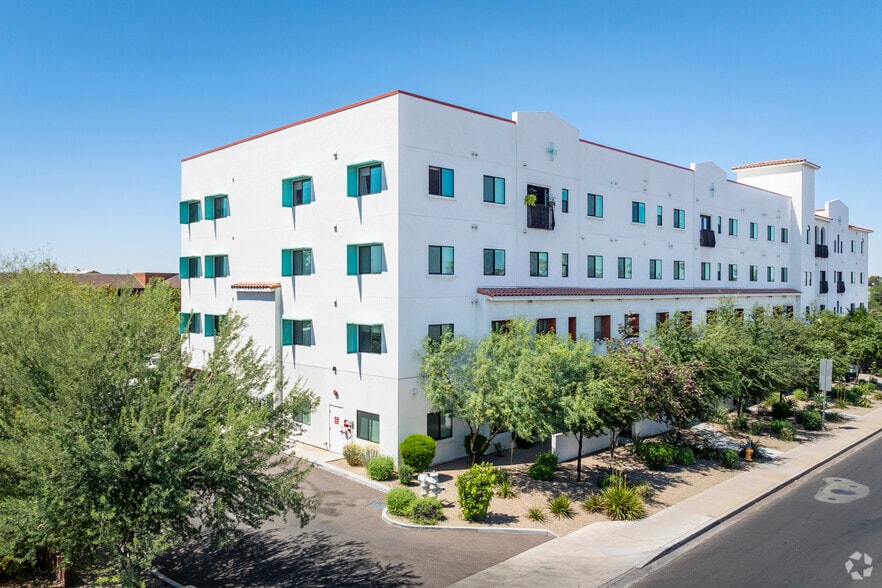 Building Photo - Laurel Tree at Northern