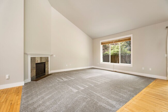 Building Photo - 345 Timber Creek Dr