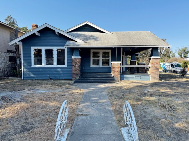 Building Photo - 739 E Highland Blvd