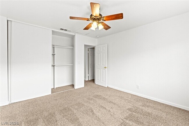 Building Photo - 2212 Silver Pine Dr