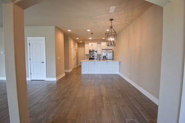 Building Photo - 644 N Malbec Rd