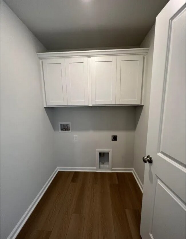 Building Photo - Modern Greenville Living - Spacious Home Available Now!
