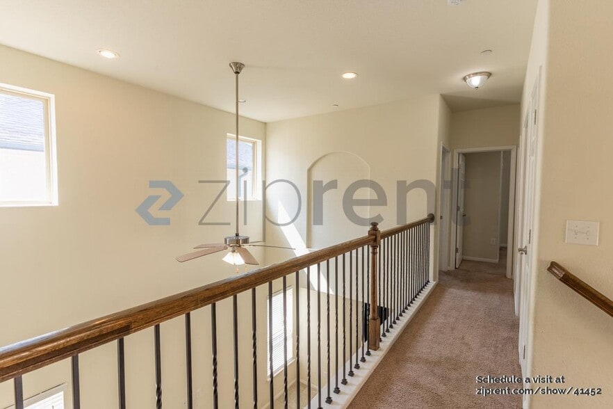Building Photo - 3240 E Whitestone Blvd