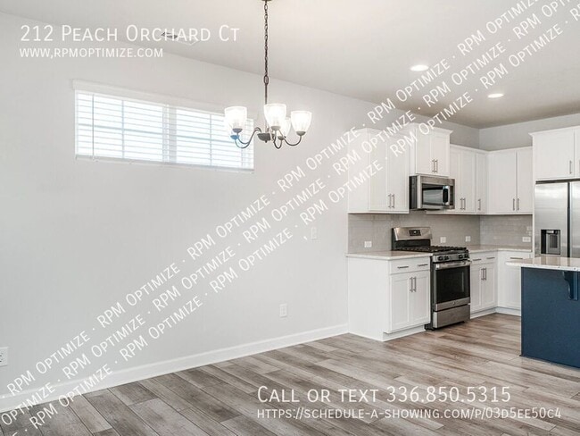 Building Photo - 212 Peach Orch Ct