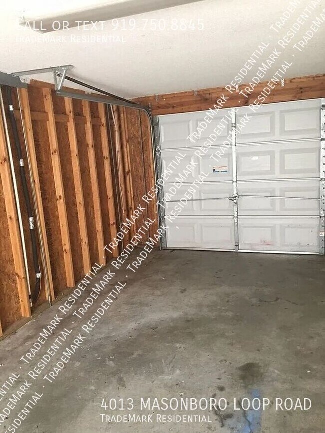 Building Photo - 4013 Masonboro Loop Rd