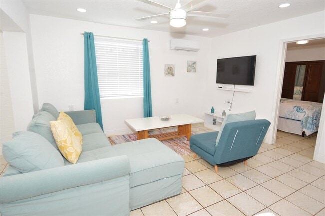 Building Photo - 156 146th Ave