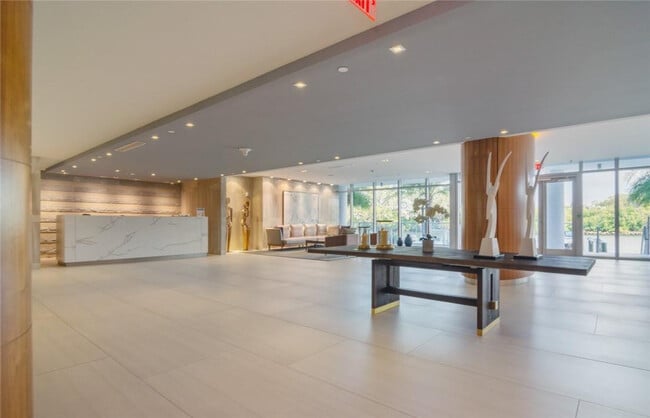 Building Photo - 1180 N Federal Hwy