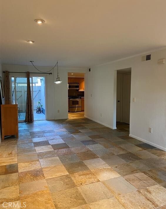 Building Photo - 16602 Algonquin St