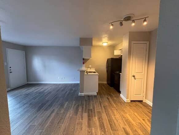 Kitchen - Banyan Shores