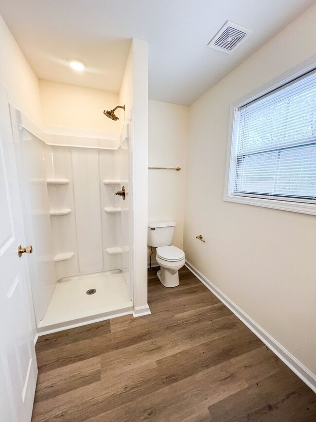 Building Photo - 301 Ranger Ln
