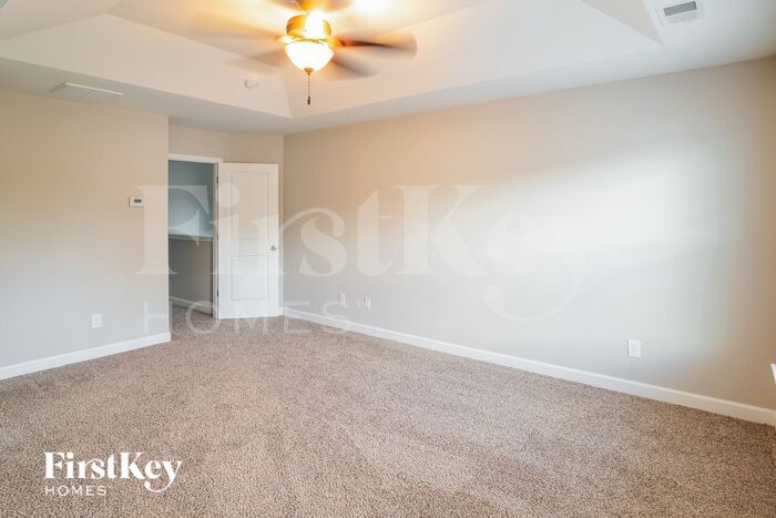 Building Photo - 3037 Adventure Way