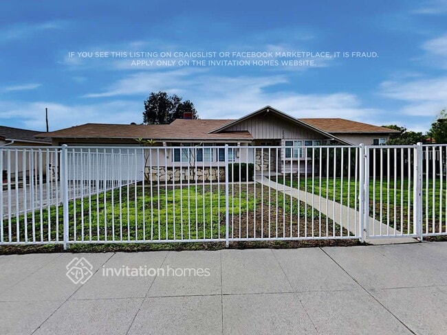 Building Photo - 8839 Quartz Ave