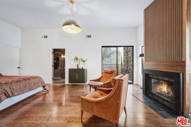 Building Photo - 3601 Dixie Canyon Ave