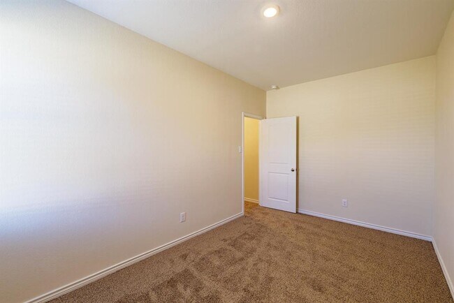 Building Photo - 331 Liberty Meadows Dr