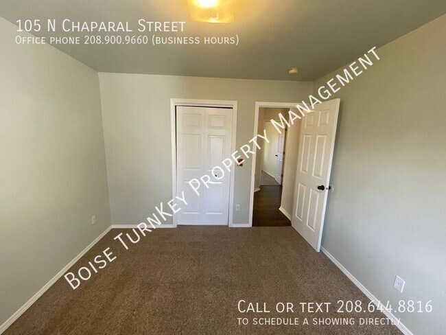 Building Photo - 105 N Chaparal St