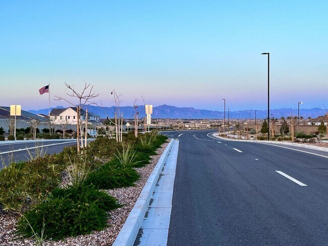 Building Photo - Single level, 4Bedrooms/3Bath TollBrother ...
