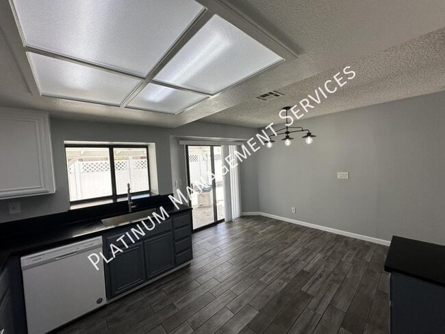 Building Photo - 4206 E Ave Q14