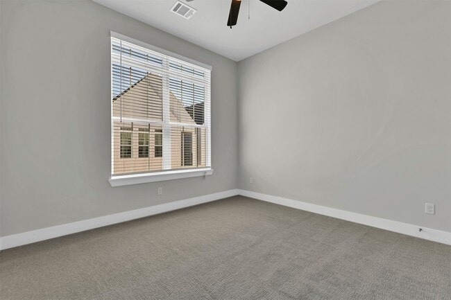 Building Photo - 5721 White Magnolia St.
