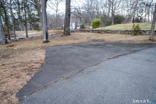 Building Photo - 215 Old Newtown Rd