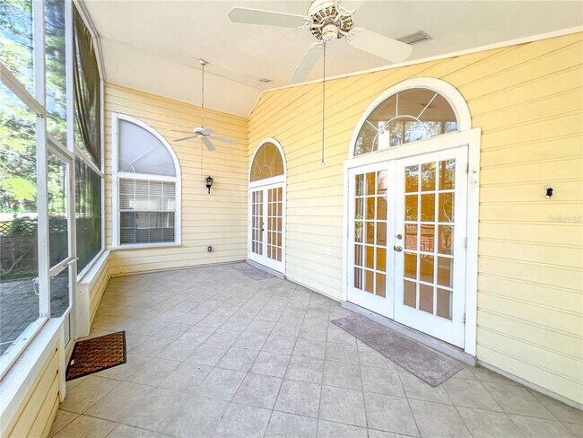 Building Photo - 12320 NW 10th Pl