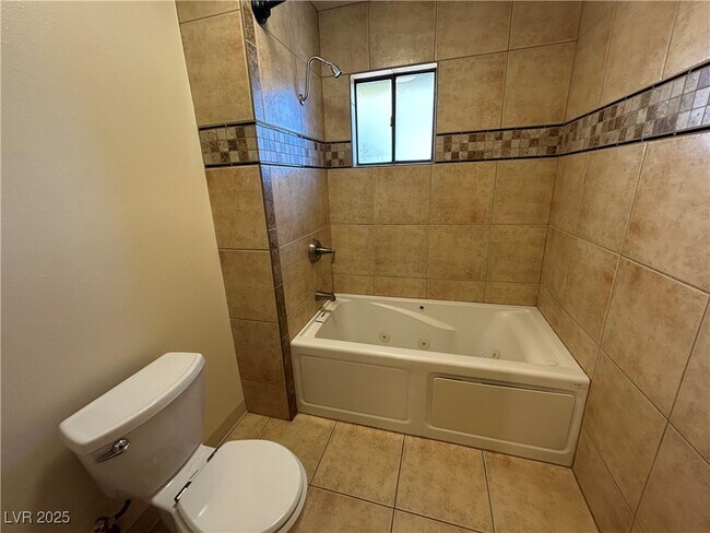 Building Photo - 5915 Laredo St