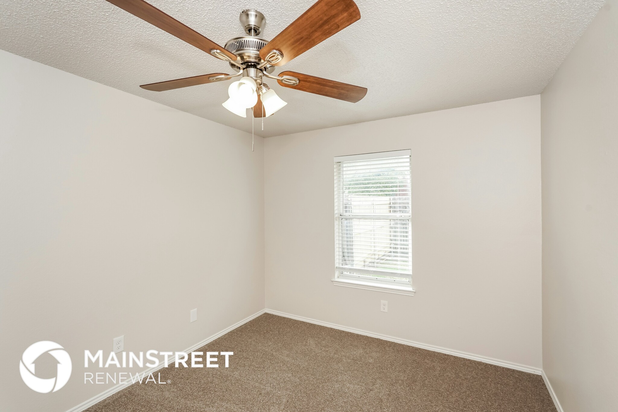 Building Photo - 1212 Beechwood Ln