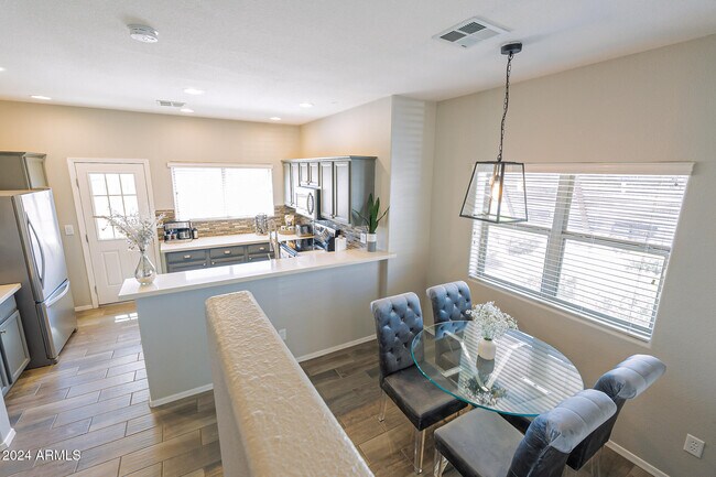 Building Photo - 2929 N 37th St