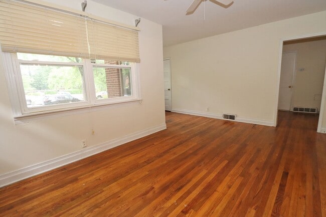 Building Photo - 2716 Heyward St