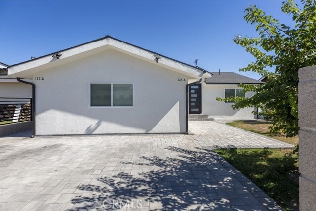 Primary Photo - 12818 Arminta St