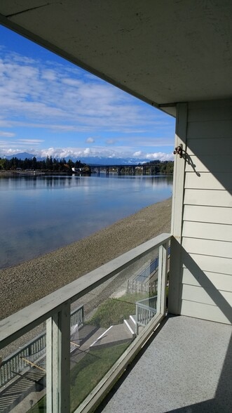 Waterfront 2-Bed/Bath Condo in Manette - 1127 Wheaton Way, C-1