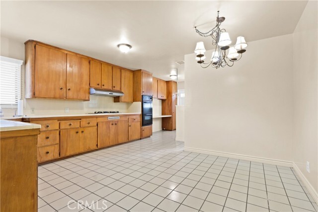 Building Photo - 15846 Janine Dr