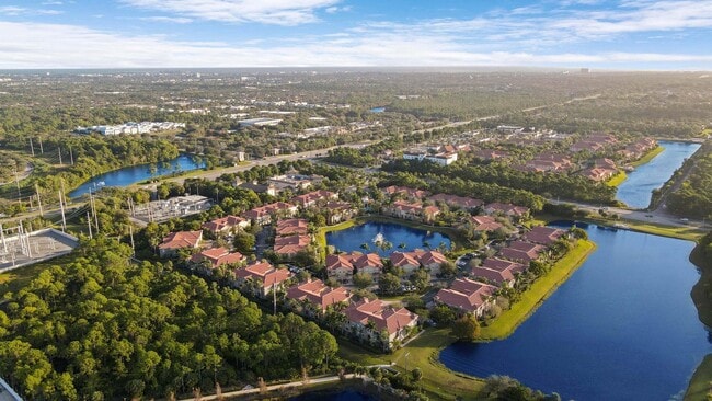 Building Photo - 4921 Bonsai Cir