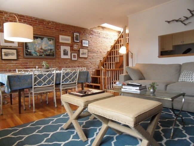 Building Photo - 85 Appleton St