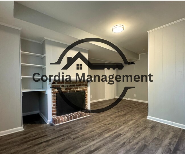 Building Photo - 3 Bedroom Home in Decatur on Malibu with B...
