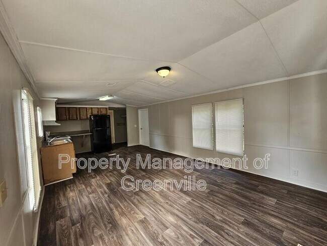 Building Photo - 146 Duncanwood Dr