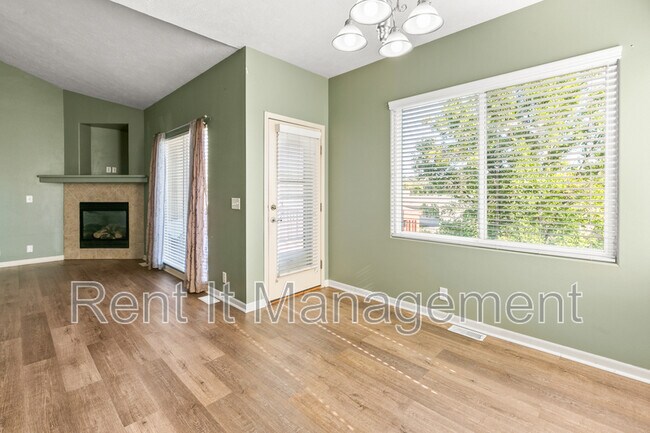 Building Photo - 7425 N 77th Ave