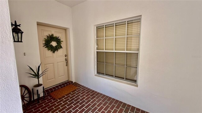 Building Photo - 10222 Devonshire Lake Dr