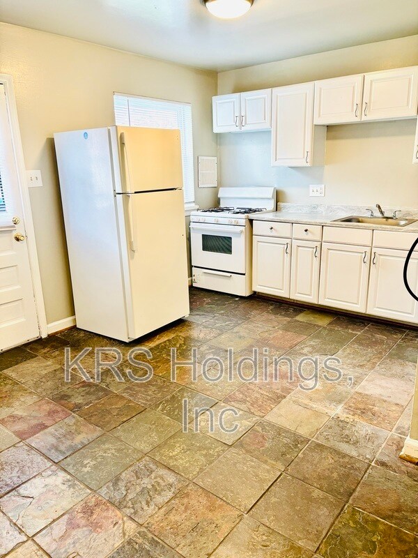 Building Photo - 5226 Goolsby Ct