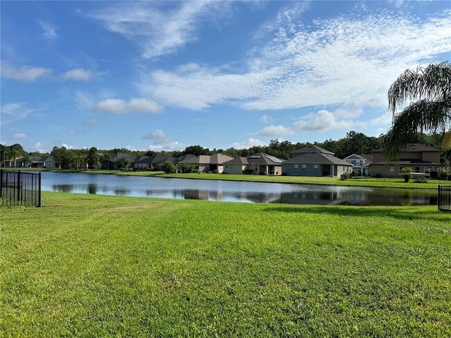 Building Photo - 10507 Eastpark Lake Dr