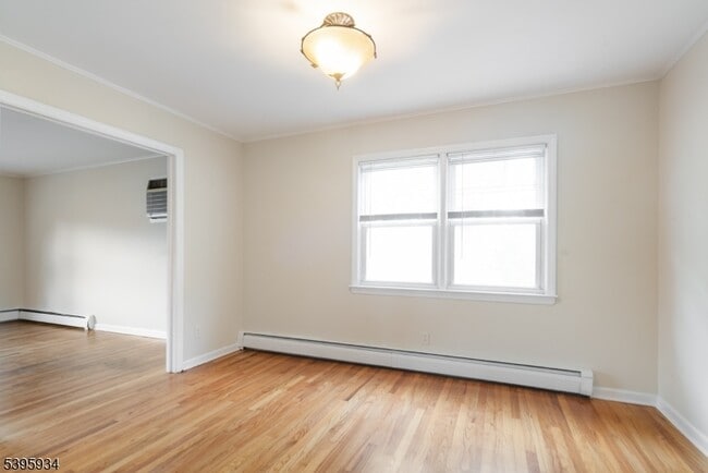 Building Photo - 118 Lexington Ave