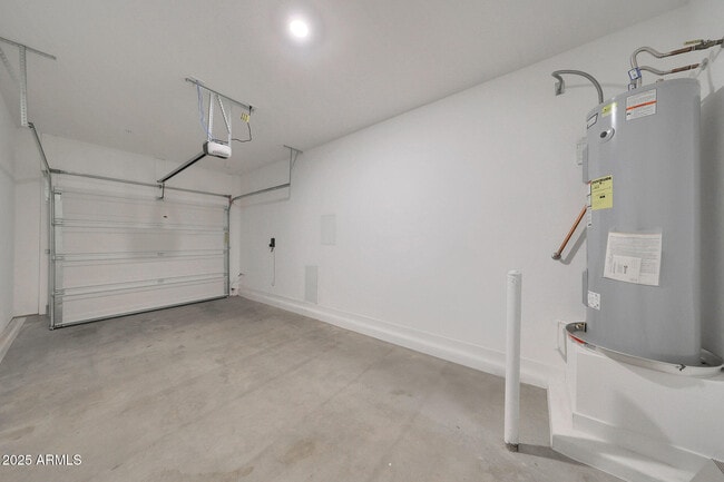 Building Photo - 8323 N 22nd Dr