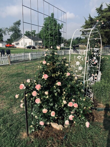 Building Photo - 1701 NW 29th St